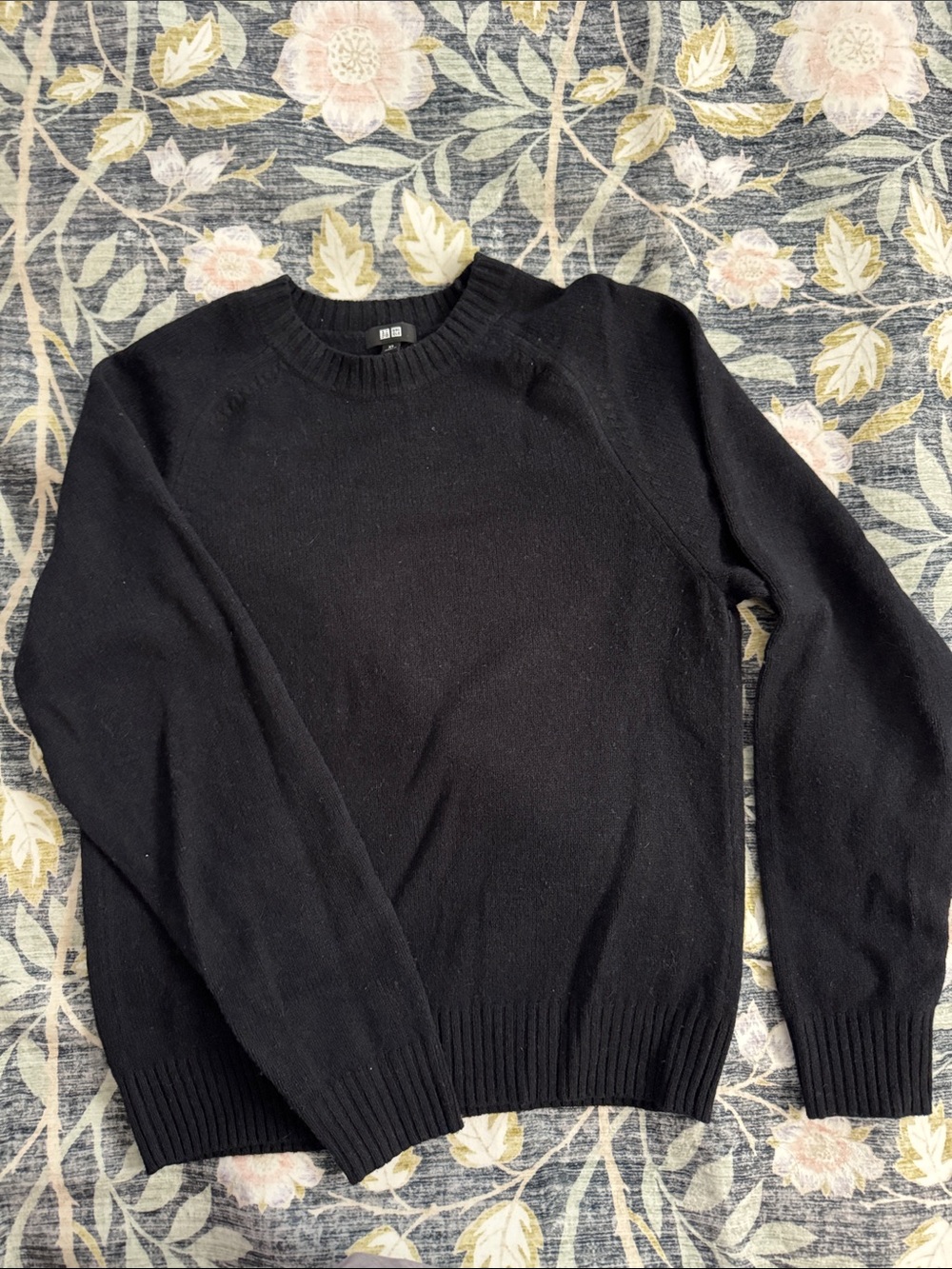 Uniqlo Blue-Black Lambswool Crewneck Sweater - Men's XS
